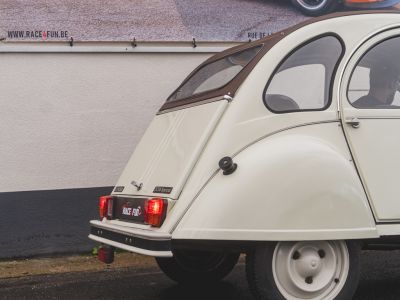 Citroen 2CV    - 12
