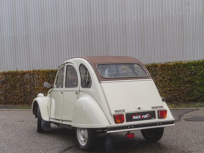 Citroen 2CV    - 4